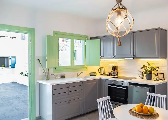 Auntie's * Vourvoúlos